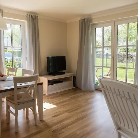 Vakantiehuis Ferienhaus Strandweg 70 Links *